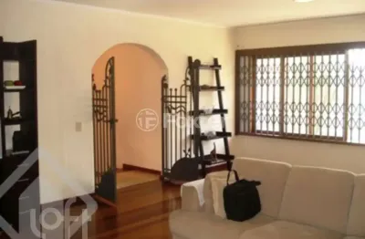 Casa com 4 quartos à venda na rua faria santos, 783, petrópolis, porto alegre, 421 m2 por r$ 2.120.000