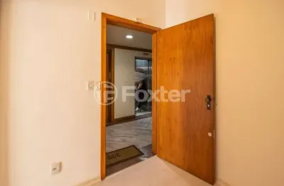 Sala comercial com 2 salas à venda na avenida taquara, 586, petrópolis, porto alegre, 53 m2 por r$ 253.650
