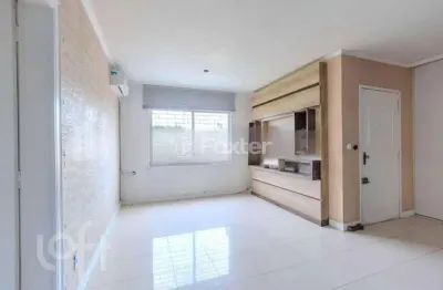 Apartamento com 2 quartos à venda na rua upamaroti, 655, cristal, porto alegre, 68 m2 por r$ 278.000
