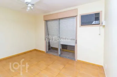 Apartamento com 2 quartos à venda na rua inhanduí, 303, cristal, porto alegre, 82 m2 por r$ 310.000