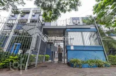 Apartamento com 3 quartos à venda na rua silveiro, 392, menino deus, porto alegre, 69 m2 por r$ 390.000