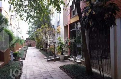 Apartamento com 2 quartos à venda na rua tito lívio zambecari, 226, mont serrat, porto alegre, 72 m2 por r$ 450.000