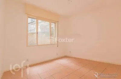 Apartamento com 2 quartos à venda na rua faria santos, 17, petrópolis, porto alegre, 66 m2 por r$ 350.000