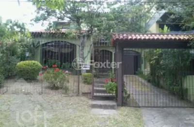 Casa com 4 quartos à venda na rua comandai, 560, cristal, porto alegre, 300 m2 por r$ 850.000
