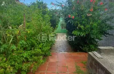 Casa com 2 quartos à venda na rua são sebastião do cai, 113, camaquã, porto alegre, 150 m2 por r$ 430.000