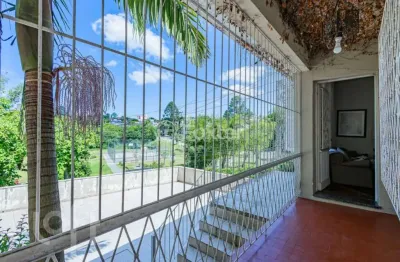 Casa com 4 quartos à venda na rua felipe becker, 411, três figueiras, porto alegre, 330 m2 por r$ 1.425.000