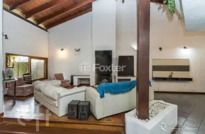Casa com 4 quartos à venda na rua gilberto laste, 37, santa tereza, porto alegre, 390 m2 por r$ 1.480.000