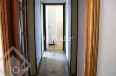 Casa com 3 quartos à venda na rua carlos ferreira, 270, teresópolis, porto alegre, 150 m2 por r$ 500.000