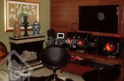 Casa com 3 quartos à venda na rua damasco, 56, azenha, porto alegre, 380 m2 por r$ 1.300.000