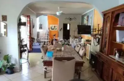 Casa com 2 quartos à venda na rua presidente lucena, 178, scharlau, são leopoldo, 188 m2 por r$ 340.000