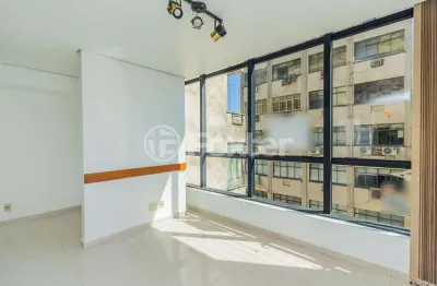 Sala comercial com 1 sala à venda na rua general vitorino, 310, centro histórico, porto alegre, 52 m2 por r$ 92.767