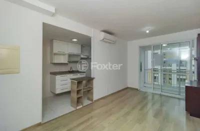 Apartamento com 2 quartos à venda na avenida benno mentz, 100, vila ipiranga, porto alegre, 62 m2 por r$ 483.000