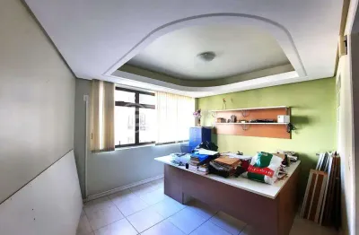 Sala comercial com 1 sala à venda na rua dos andradas, 1137, centro histórico, porto alegre, 27 m2 por r$ 99.000