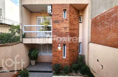 Casa com 3 quartos à venda na rua miracema, 300, chácara das pedras, porto alegre, 169 m2 por r$ 1.199.000