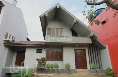 Casa com 3 quartos à venda na avenida vereador adão rodrigues de oliveira, 520, ideal, novo hamburgo, 263 m2 por r$ 900.000