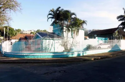 Casa com 3 quartos à venda na rua abelardo marques, 46, santa tereza, porto alegre, 212 m2 por r$ 950.000