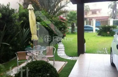 Casa com 3 quartos à venda na rua iracema, 53, centro, capão da canoa, 141 m2 por r$ 887.000