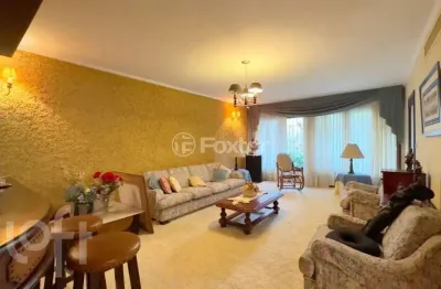 Casa com 4 quartos à venda na rua joão paetzel, 336, chácara das pedras, porto alegre, 470 m2 por r$ 2.000.000