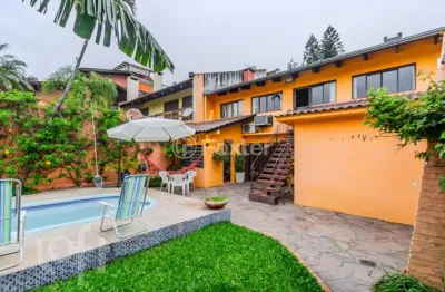 Casa com 4 quartos à venda na avenida cai, 380, cristal, porto alegre, 435 m2 por r$ 1.350.000