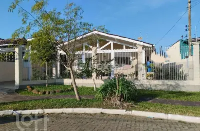 Casa com 4 quartos à venda na rua das alfazemas, 37, harmonia, canoas, 145 m2 por r$ 550.000