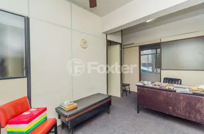 Sala comercial à venda na rua uruguai, 295, centro histórico, porto alegre, 55 m2 por r$ 61.750