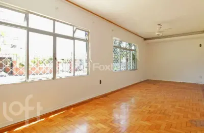Casa com 3 quartos à venda na rua doutor alberto albertini, 275, são sebastião, porto alegre, 217 m2 por r$ 675.000