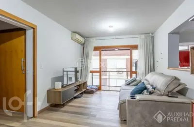 Apartamento com 2 quartos à venda na avenida coronel lucas de oliveira, 2808, bela vista, porto alegre, 65 m2 por r$ 400.000