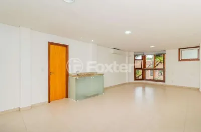 Sala comercial com 1 sala à venda na avenida montenegro, 272, petrópolis, porto alegre, 43 m2 por r$ 139.000
