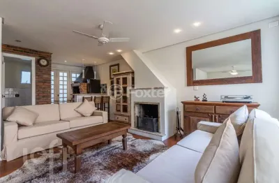Casa em condomínio fechado com 3 quartos à venda na rua germano gundlach, 127, chácara das pedras, porto alegre, 193 m2 por r$ 1.980.000