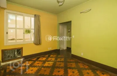Apartamento com 2 quartos à venda na rua sete de abril, 445, floresta, porto alegre, 90 m2 por r$ 300.000