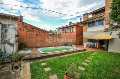 Casa com 4 quartos à venda na rua folha da tarde, 194, cristal, porto alegre, 300 m2 por r$ 1.400.000