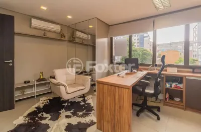 Sala comercial com 3 salas à venda na avenida aureliano de figueiredo pinto, 575, praia de belas, porto alegre, 56 m2 por r$ 333.925