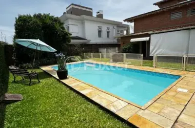 Casa com 3 quartos à venda na rua do louro, 314, guarani, novo hamburgo, 656 m2 por r$ 1.299.000