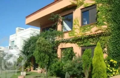 Casa em condomínio fechado com 4 quartos à venda na estrada estrada do mar, 35, zona nova, capão da canoa, 240 m2 por r$ 1.400.000