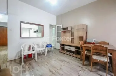 Apartamento com 2 quartos à venda na rua coronel fernando machado, 865, centro histórico, porto alegre, 100 m2 por r$ 217.000