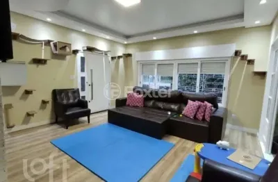 Casa com 3 quartos à venda na rua eustáquio inácio da silveira, 365, belém novo, porto alegre, 196 m2 por r$ 658.000