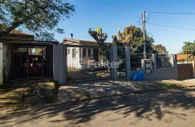 Casa com 6 quartos à venda na beco pedro rodrigues bittencourt, 150, vila nova, porto alegre, 250 m2 por r$ 700.000