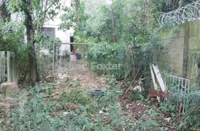 Casa com 4 quartos à venda na rua octávio de souza, 300, teresópolis, porto alegre, 144 m2 por r$ 200.000