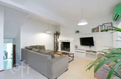 Casa com 3 quartos à venda na rua liberal, 1300, tristeza, porto alegre, 209 m2 por r$ 620.000