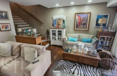 Casa com 3 quartos à venda na rua joão abbott, 42, petrópolis, porto alegre, 362 m2 por r$ 1.500.000