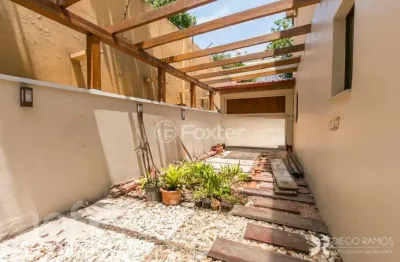 Casa em condomínio fechado com 3 quartos à venda na avenida copacabana, 1251, tristeza, porto alegre, 243 m2 por r$ 1.180.000