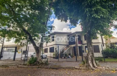 Casa com 5 quartos à venda na rua abílio miller, 53, jardim itu sabará, porto alegre, 244 m2 por r$ 800.000