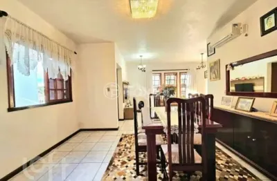 Casa com 3 quartos à venda na rua engenheiro jorge schury, 566, hamburgo velho, novo hamburgo, 250 m2 por r$ 744.000