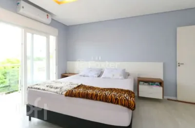 Casa com 3 quartos à venda na rua soledade, 310, mathias velho, canoas, 204 m2 por r$ 750.000