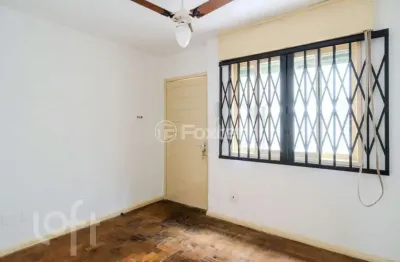 Apartamento com 3 quartos à venda na rua gonçalves dias, 987, menino deus, porto alegre, 63 m2 por r$ 280.000