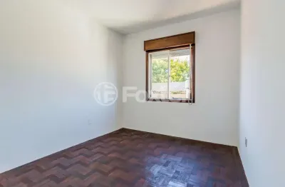 Kitnet / stúdio à venda na rua almirante tamandaré, 341, floresta, porto alegre, 37 m2 por r$ 135.000