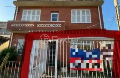Casa com 4 quartos à venda na rua buarque de macedo, 424, são geraldo, porto alegre, 97 m2 por r$ 300.000