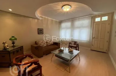 Casa com 3 quartos à venda na rua coronel fernando machado, 335, centro histórico, porto alegre, 247 m2 por r$ 1.300.000