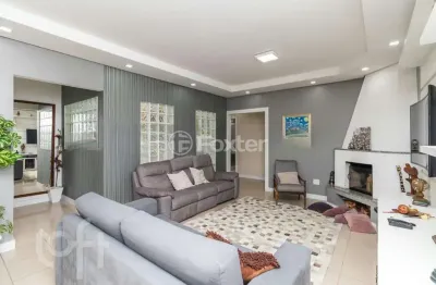 Apartamento com 3 quartos à venda na rua ernesto da fontoura, 1106, são geraldo, porto alegre, 136 m2 por r$ 489.000