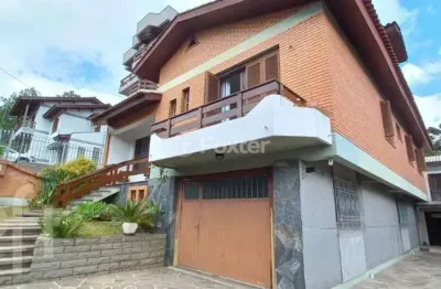 Casa com 3 quartos à venda na rua valentim comerlatto, 884, bela vista, caxias do sul, 392 m2 por r$ 1.450.000